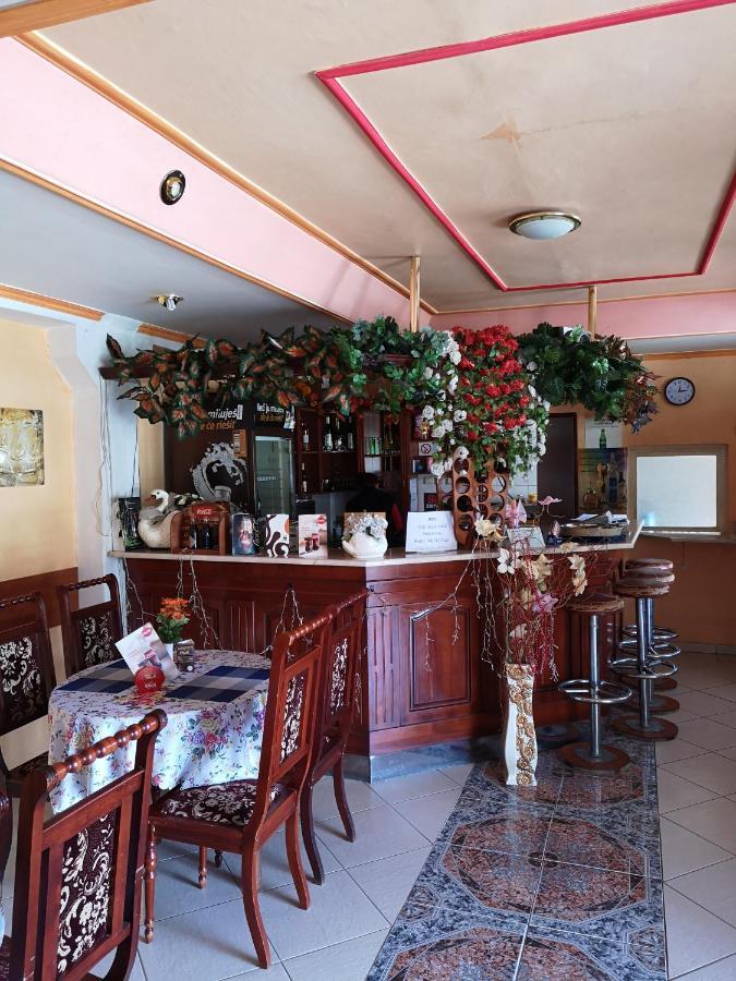 Hotel Biela Labut Michalovce Esterno foto